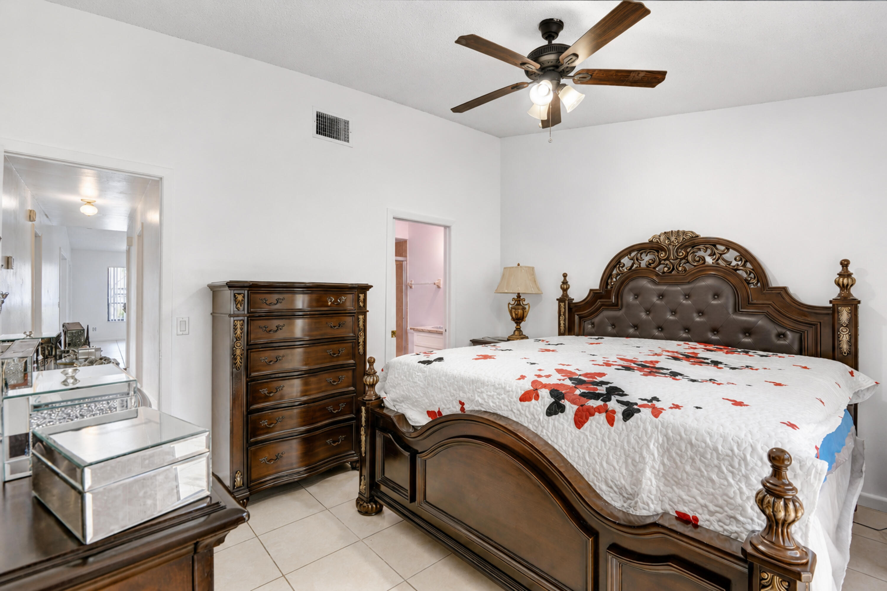 MIL-LAKE ESTATES 1 - Residential