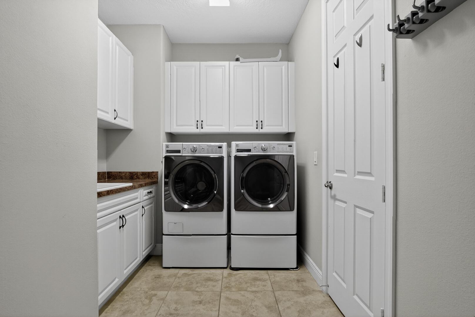 MONTE CARLO COUNTRY CLUB UNIT 2 - Residential