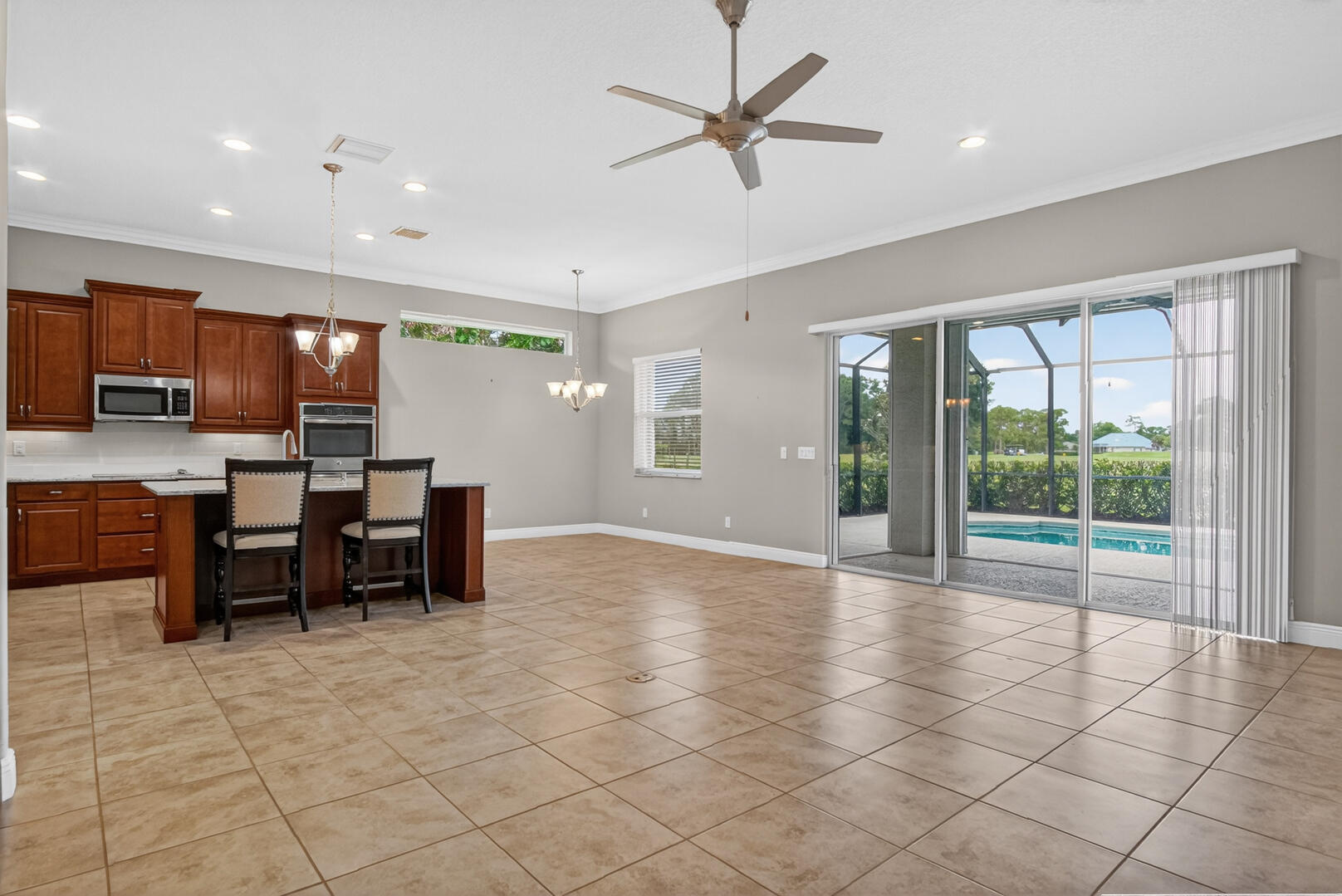 MONTE CARLO COUNTRY CLUB UNIT 2 - Residential