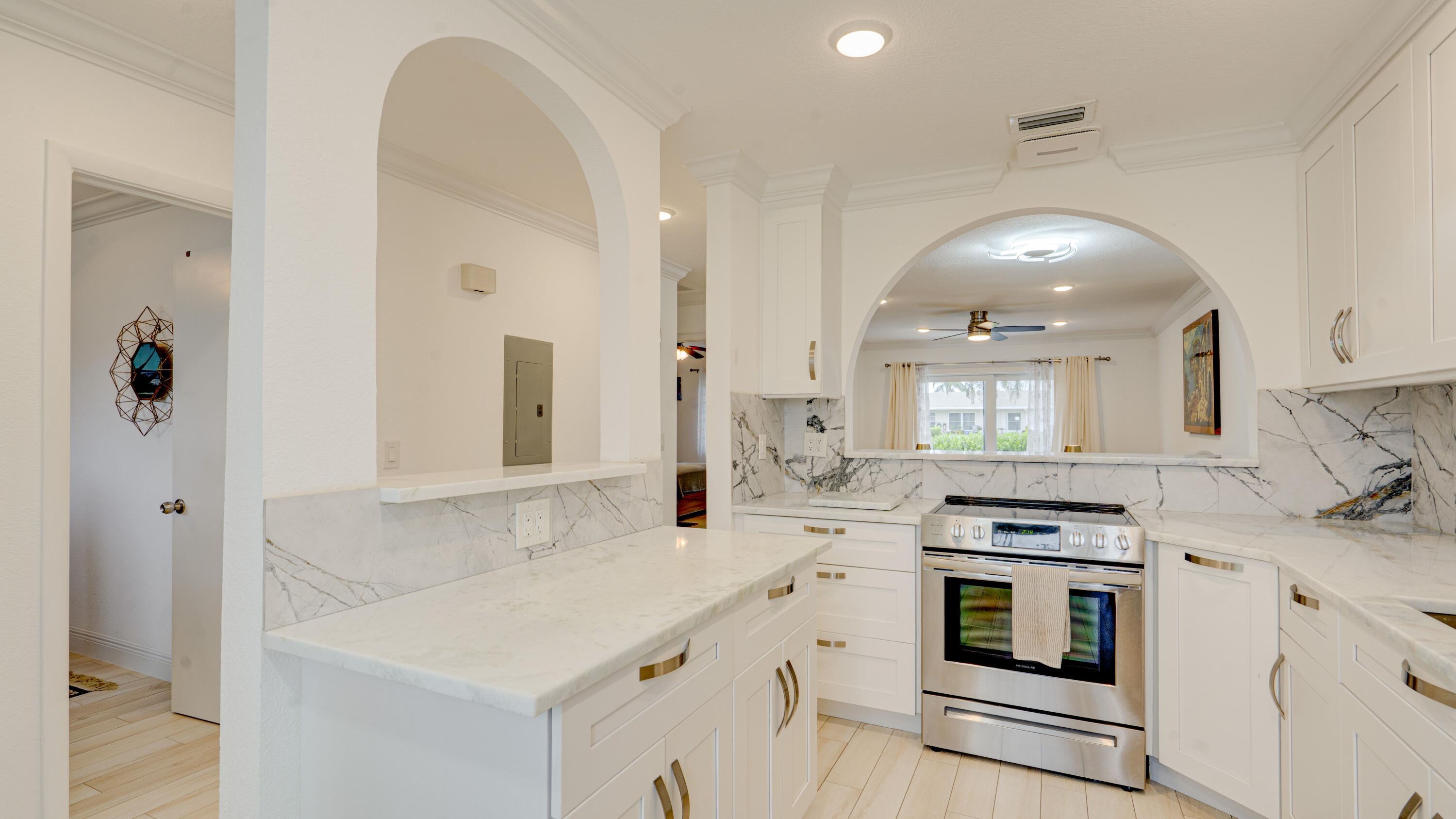 BOCA LAKES CONDO - Residential