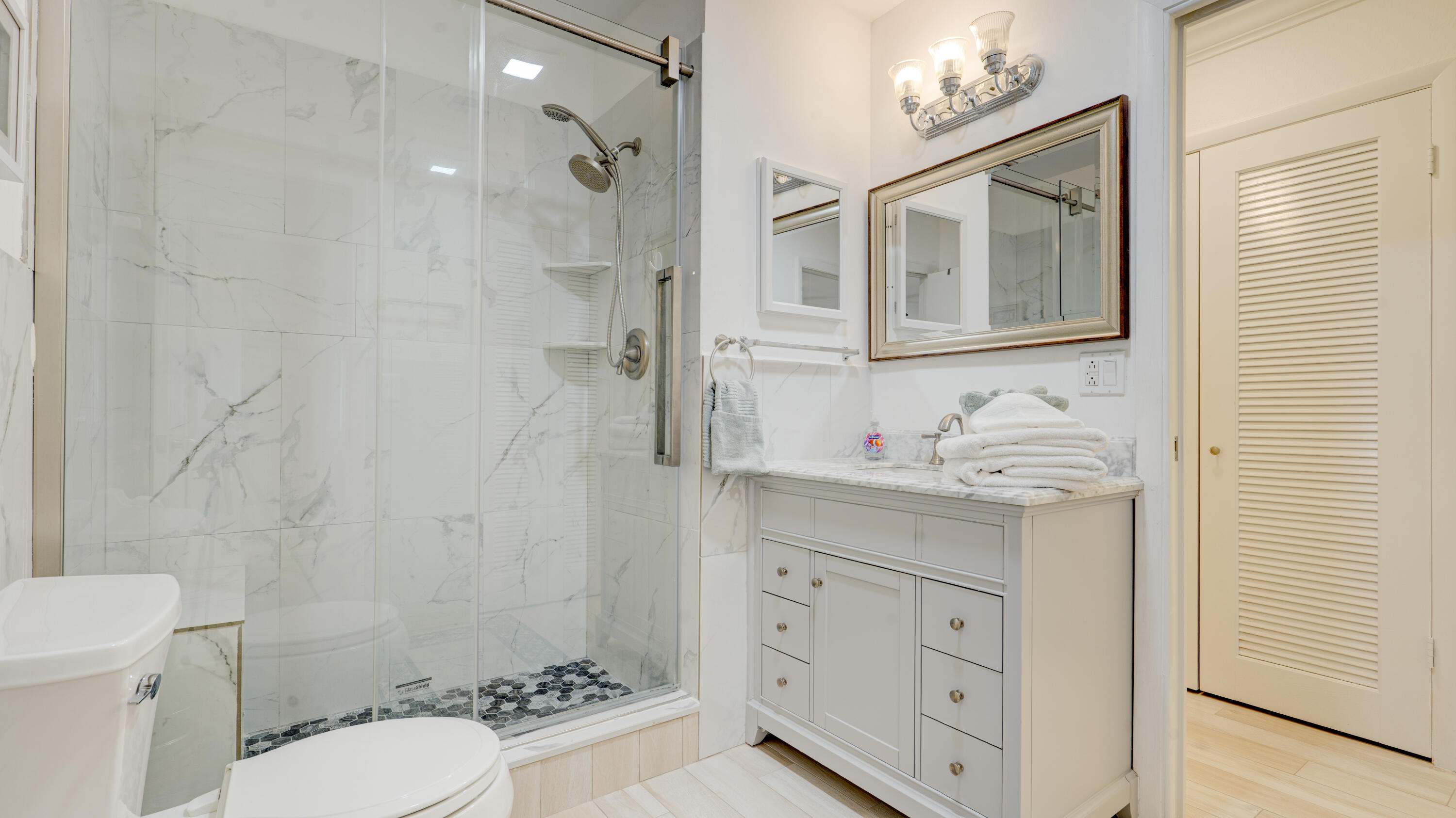 BOCA LAKES CONDO - Residential