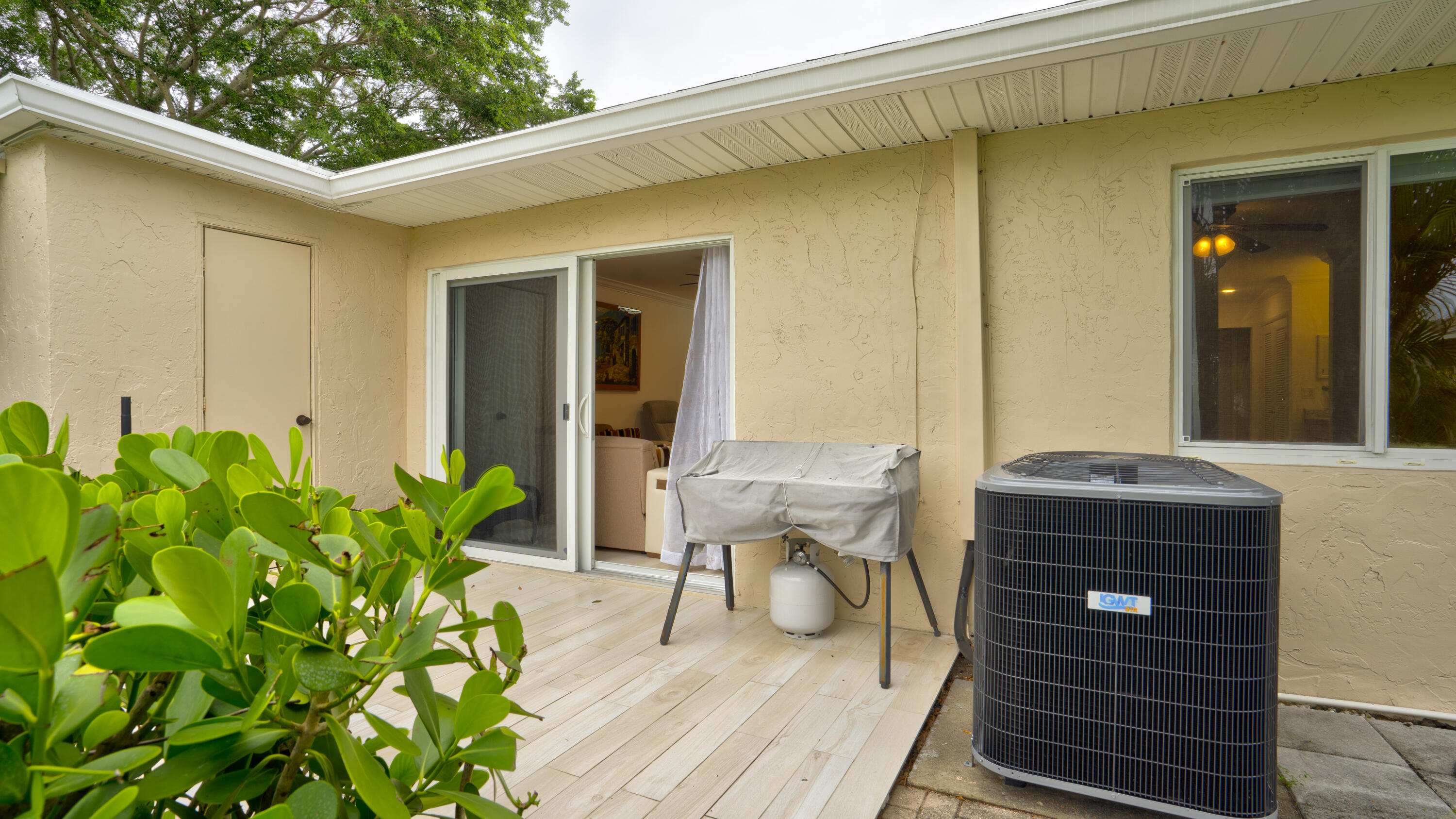 BOCA LAKES CONDO - Residential