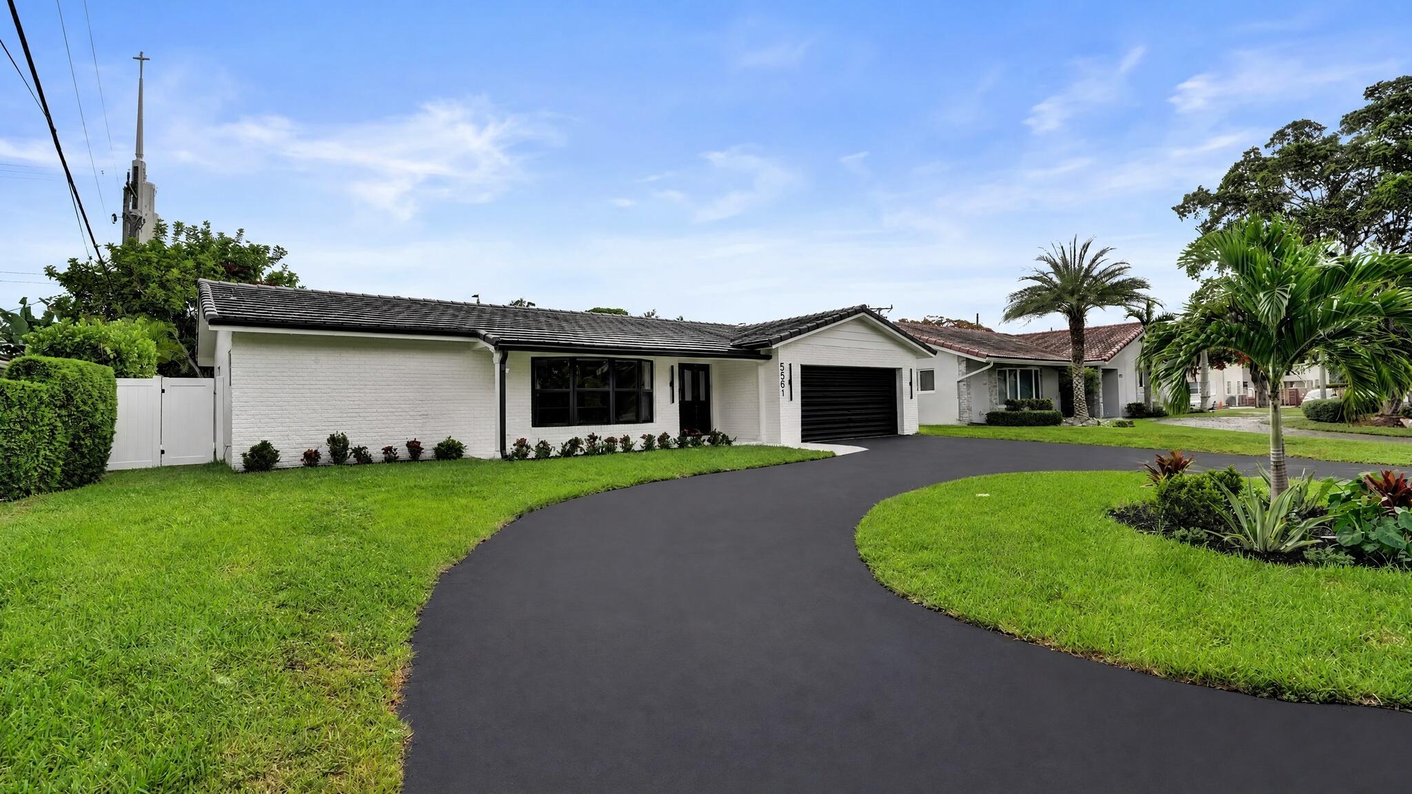GOLF ESTATES - Residential