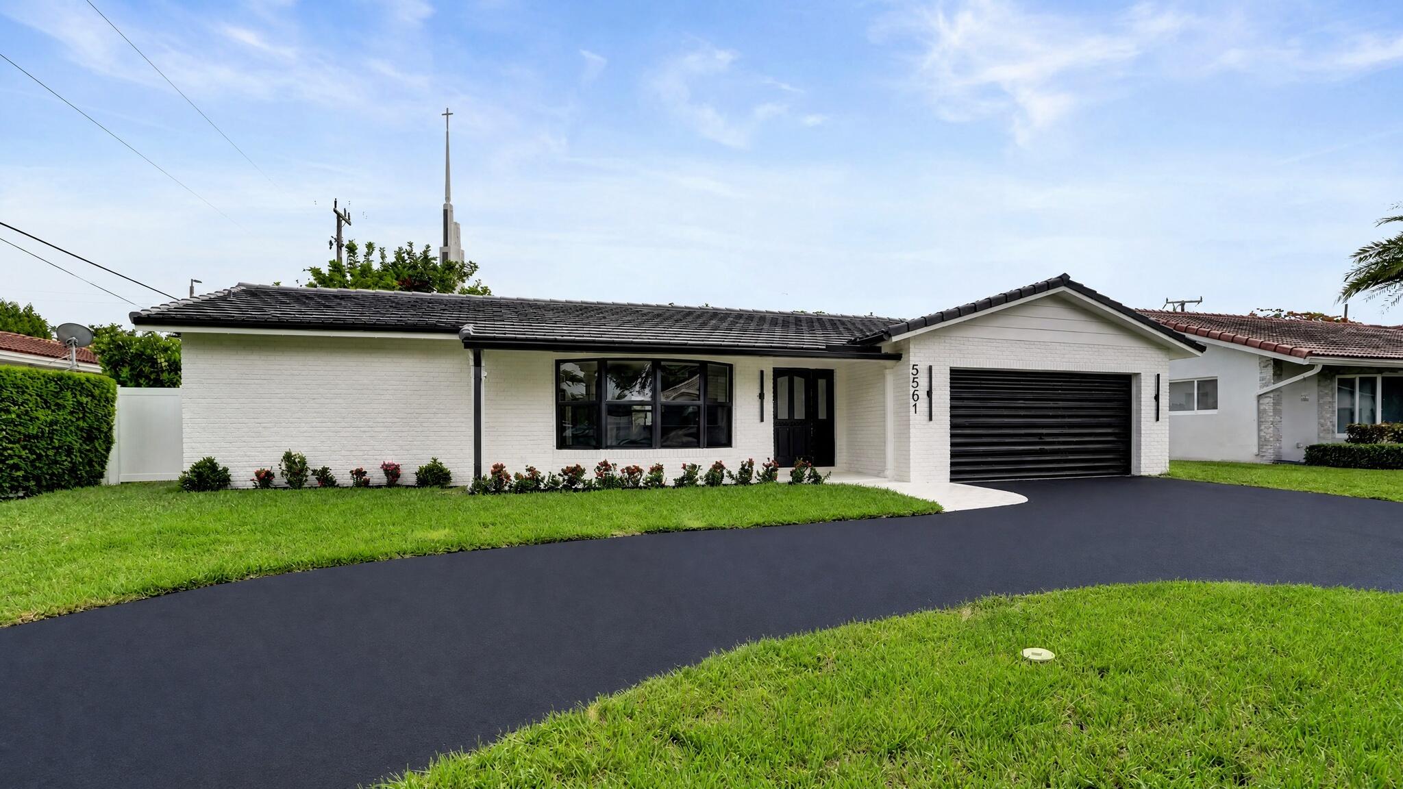 GOLF ESTATES - Residential