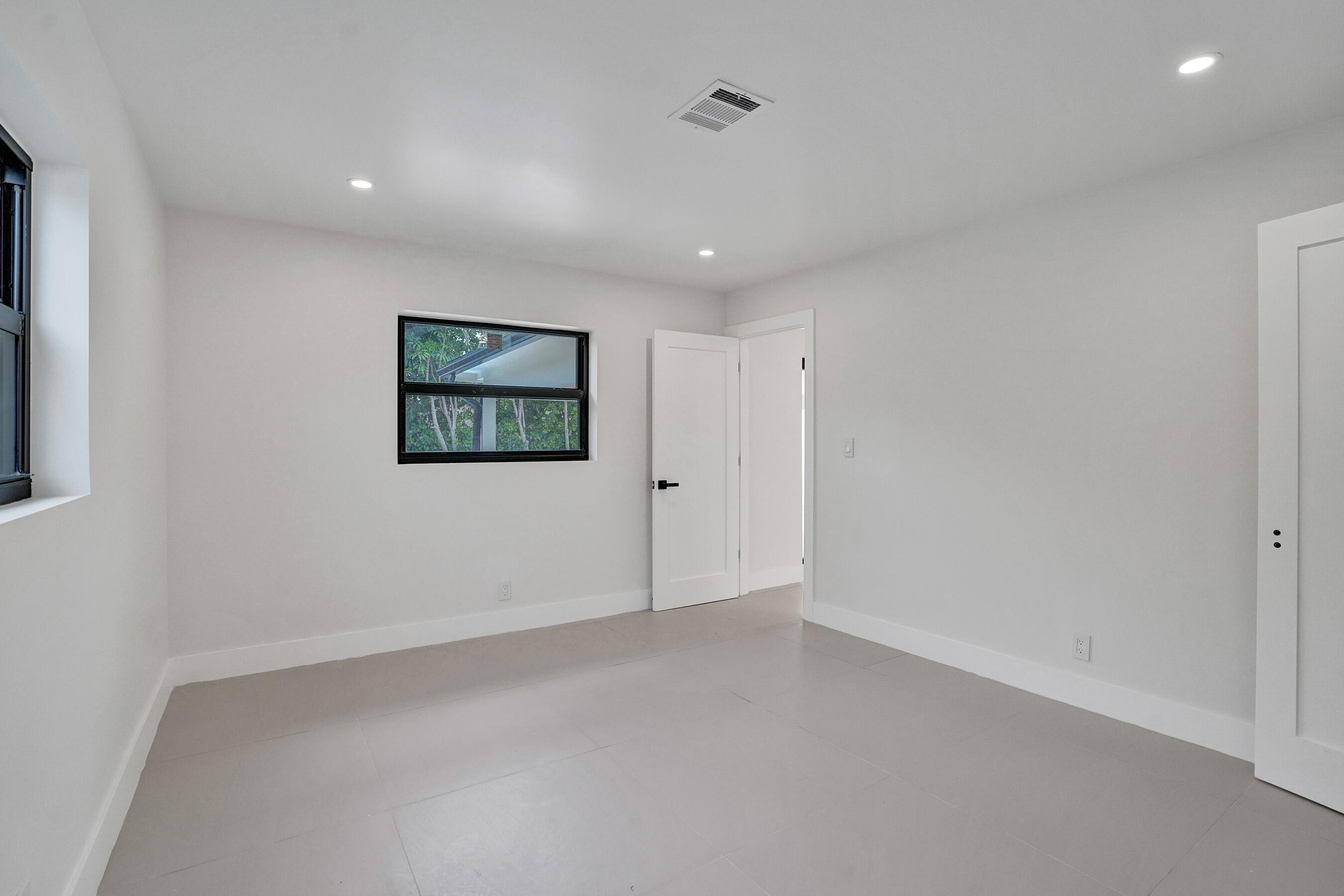 GOLF ESTATES - Residential