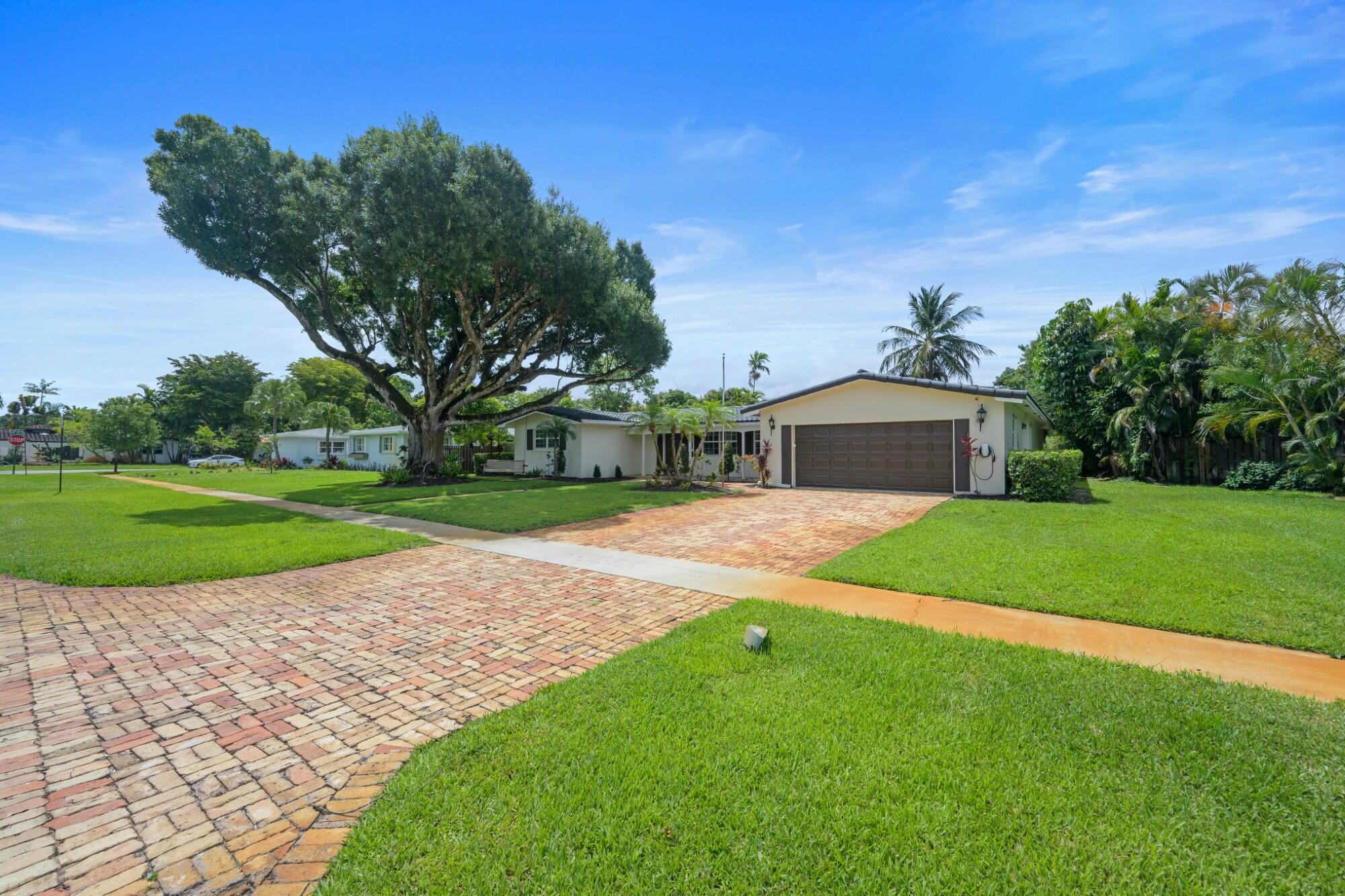 PLANTATION GARDENS SEC 5 - Residential