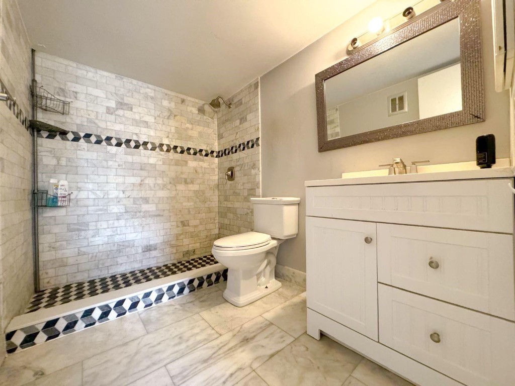 MANOR GROVE VILLAGE ONE I - Residential
