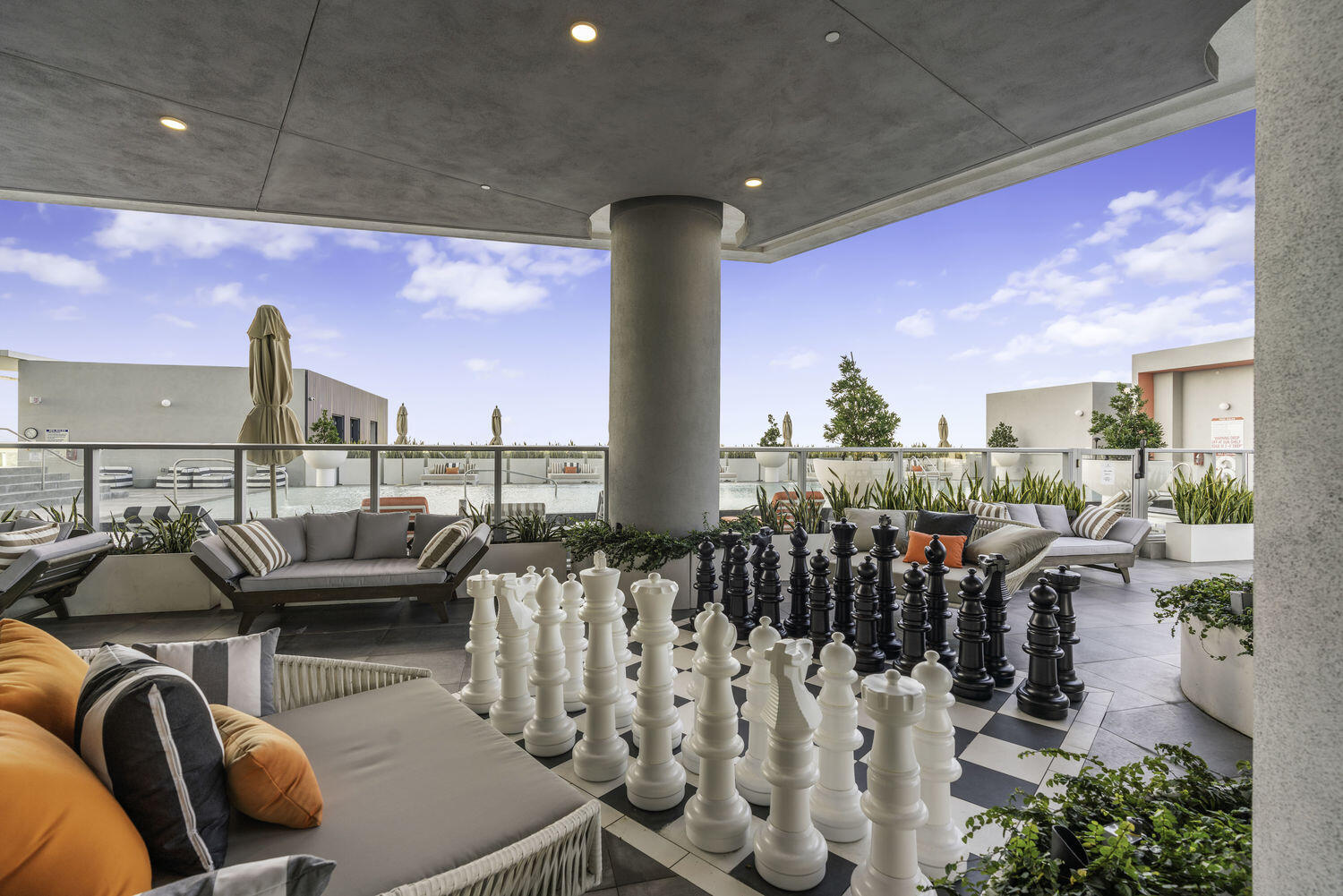 METROPICA NORTH TOWER ONE - Residential