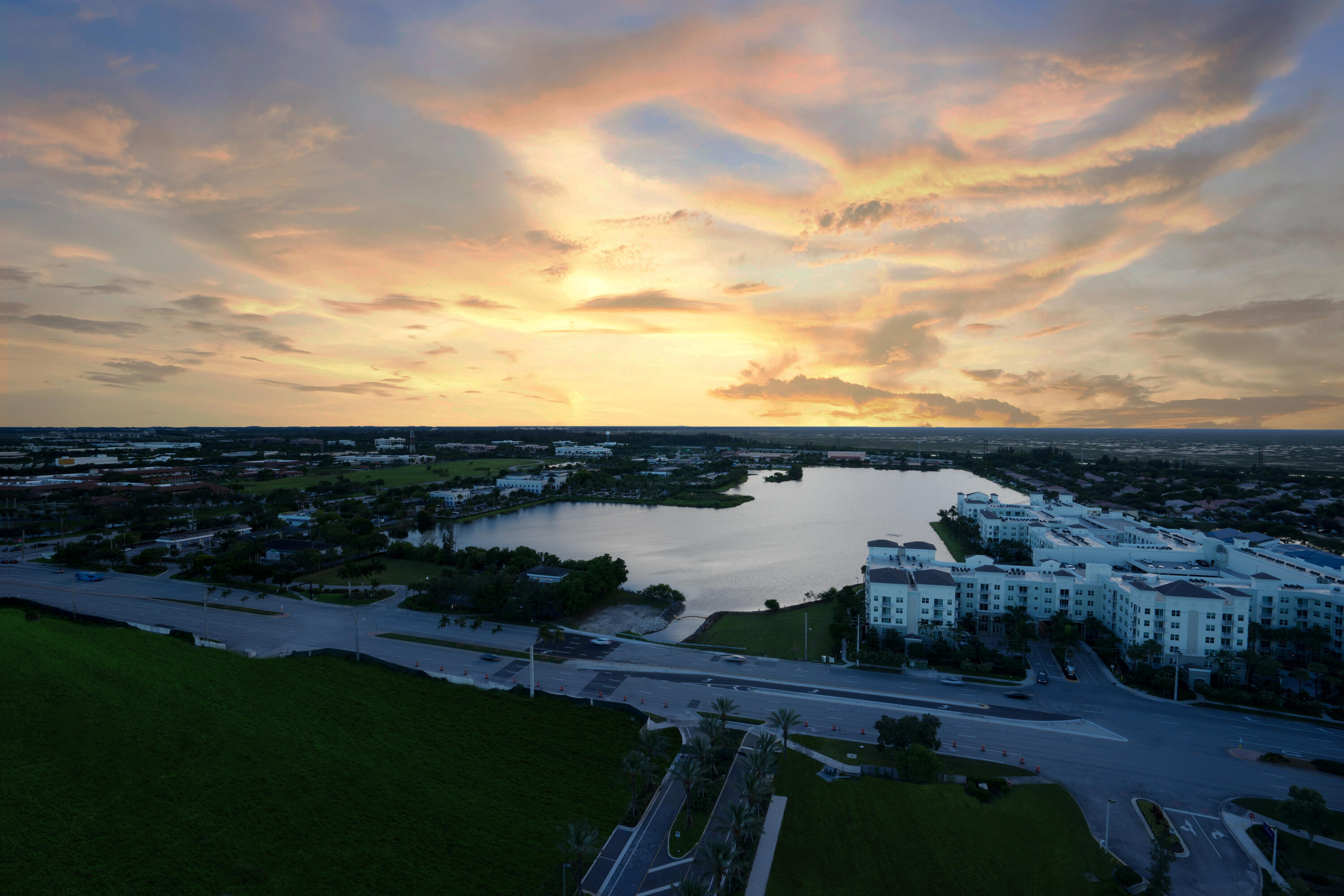METROPICA NORTH TOWER ONE - Residential