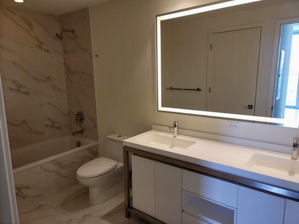 METROPICA NORTH TOWER ONE - Residential