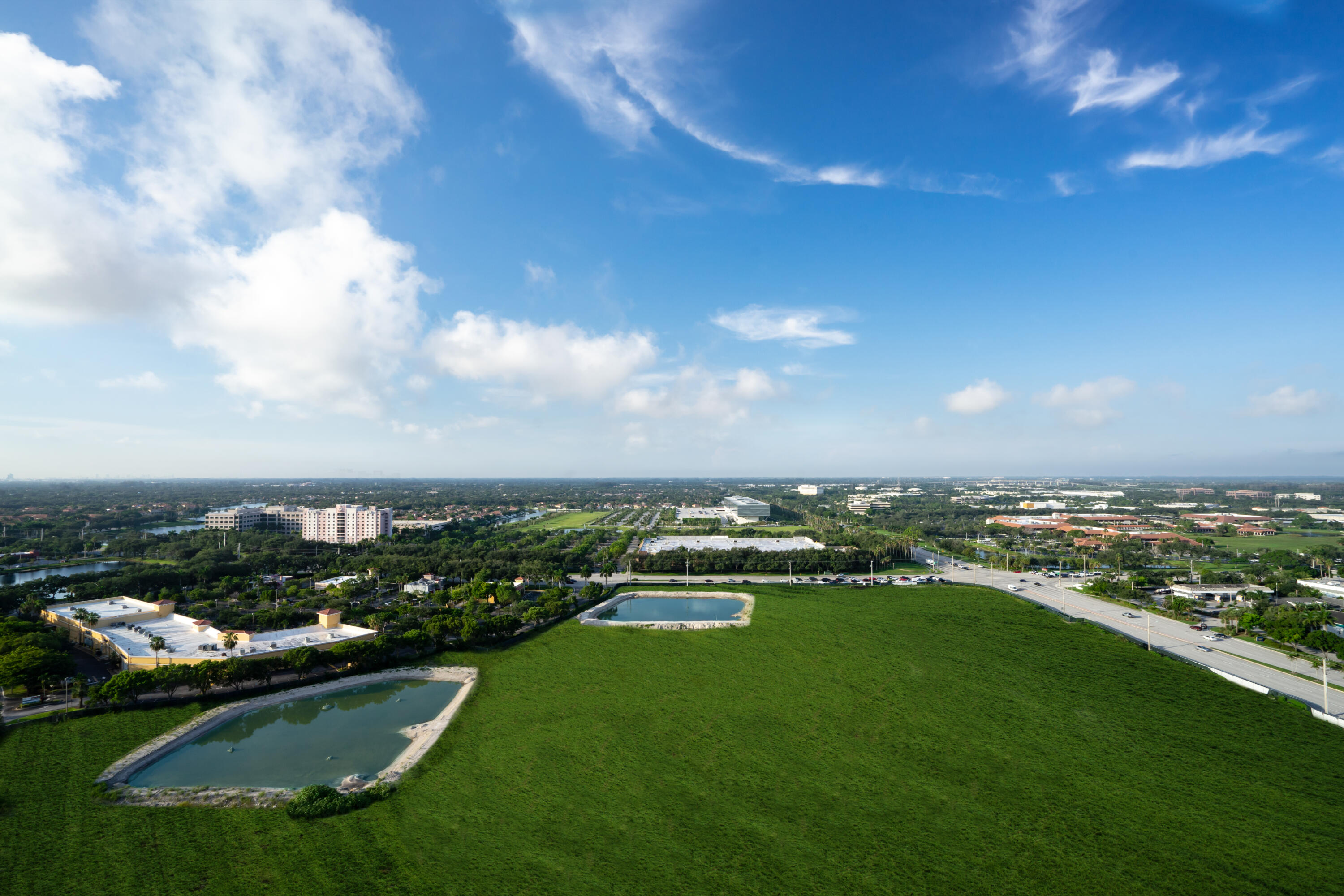 METROPICA NORTH TOWER ONE - Residential