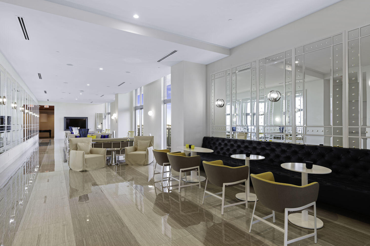 METROPICA NORTH TOWER ONE - Residential