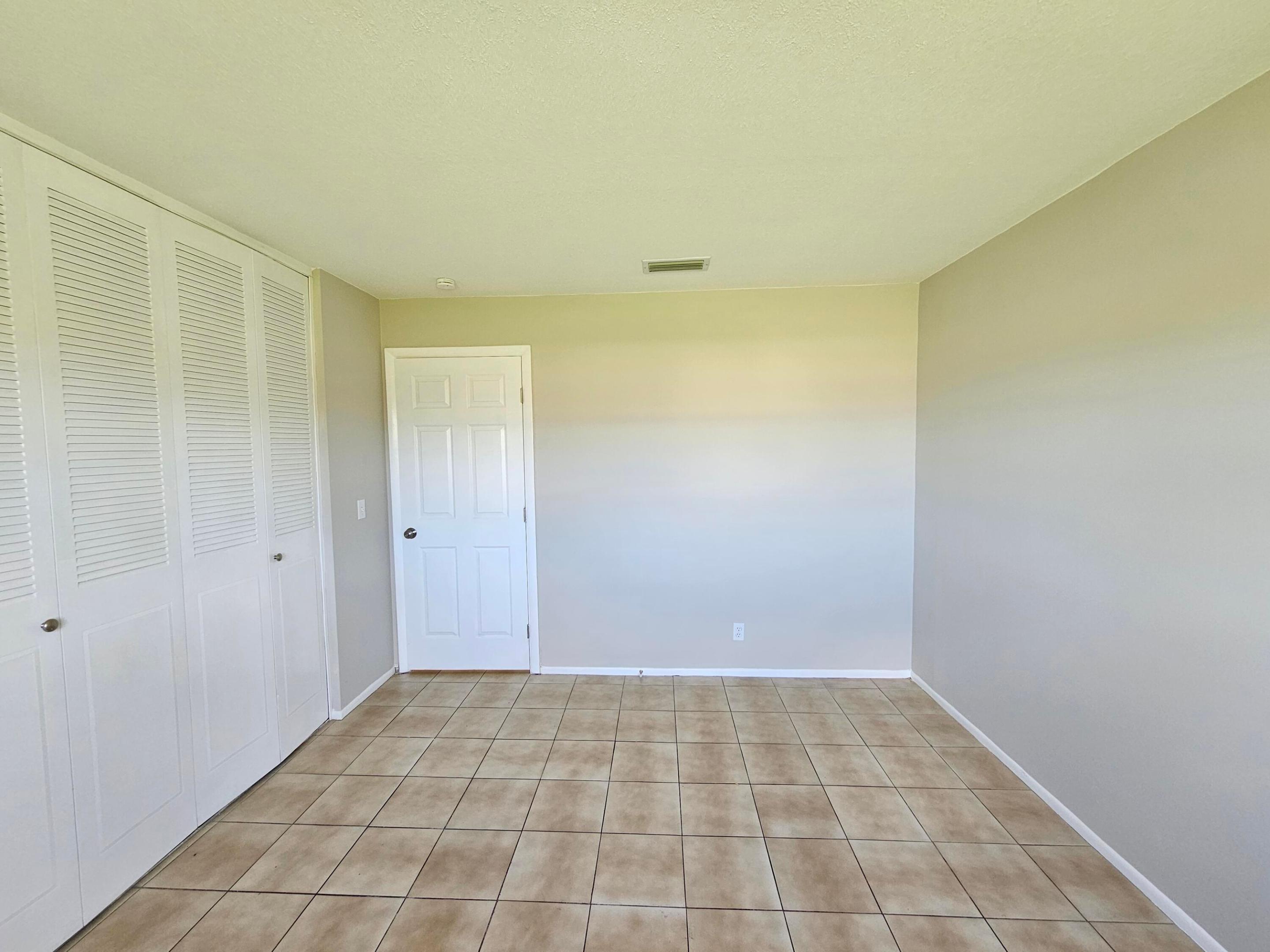 Cresthaven Ashley - Residential