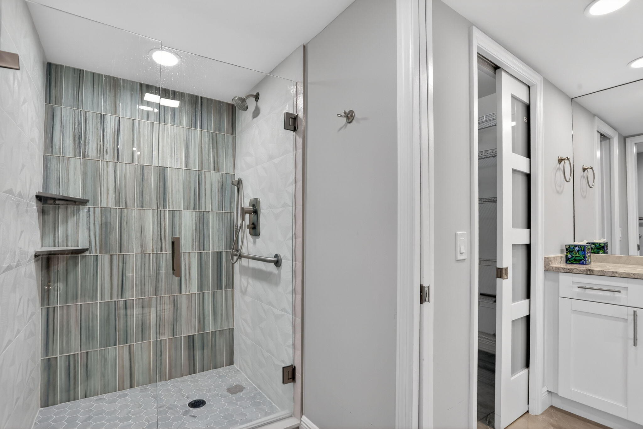 ABACO VILLAGE B CONDO - Residential
