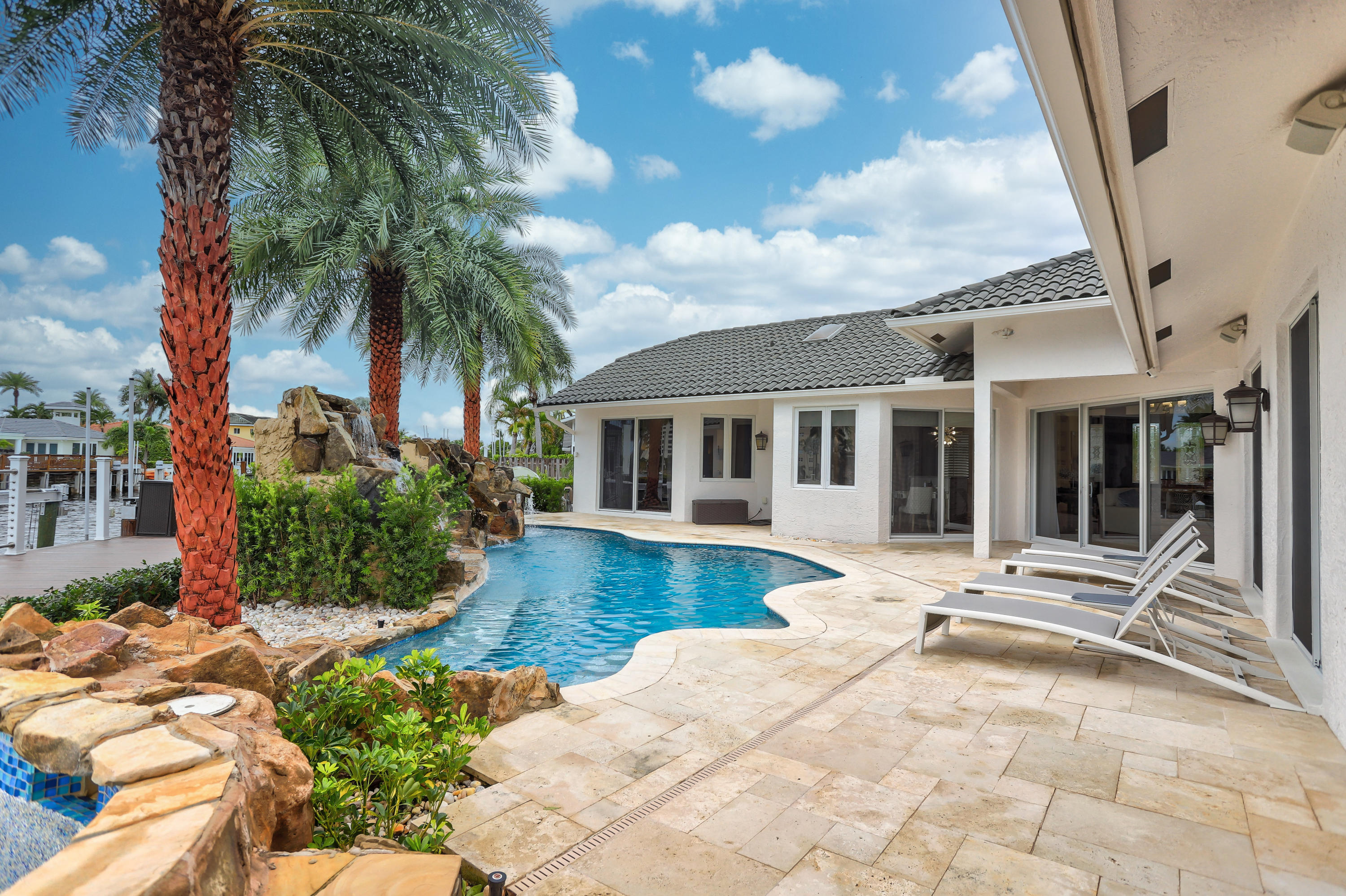 TROPIC ISLE 4TH SEC - Residential