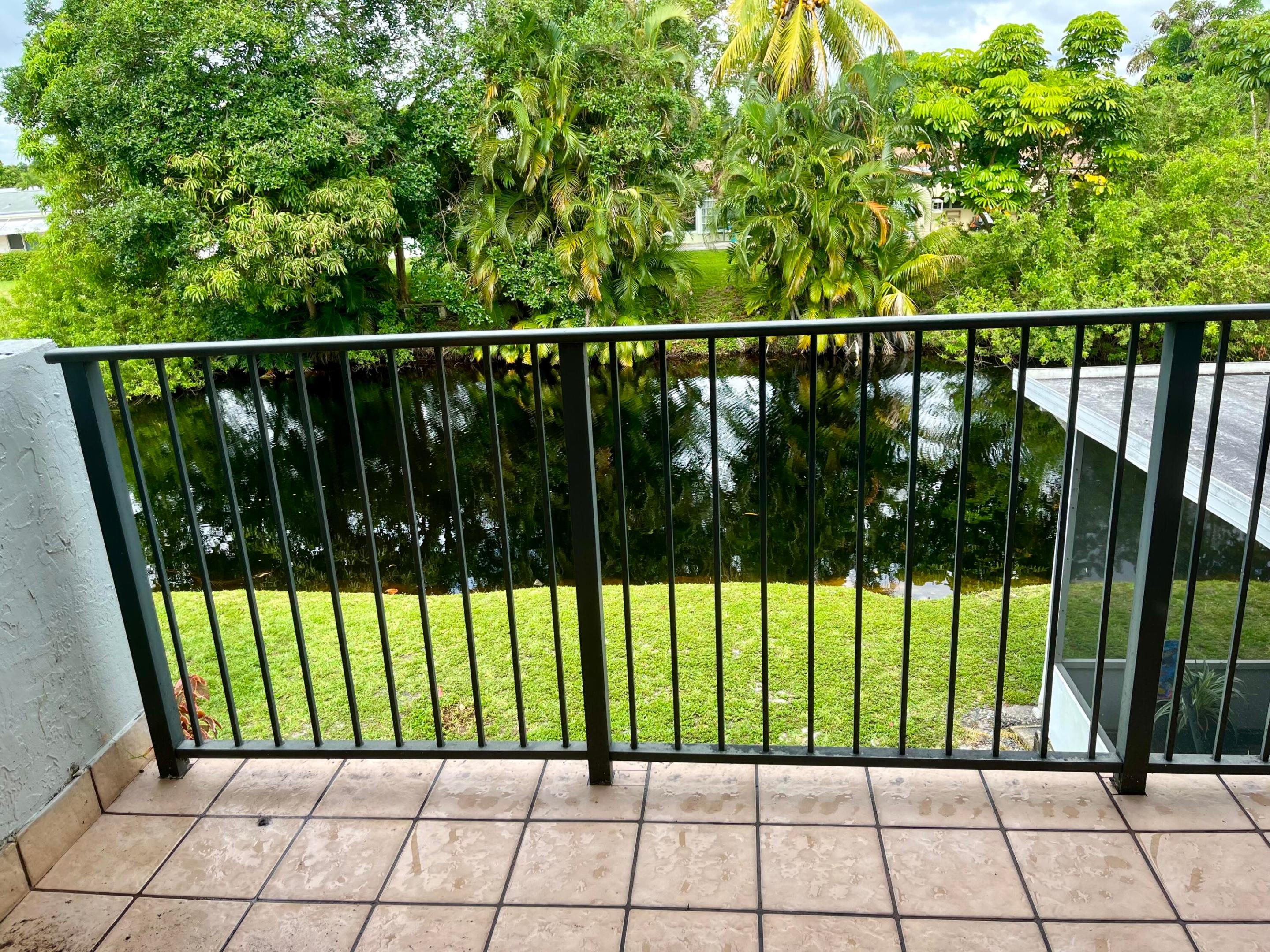 CROSS CREEK TOWNHOMES PLAT - Residential