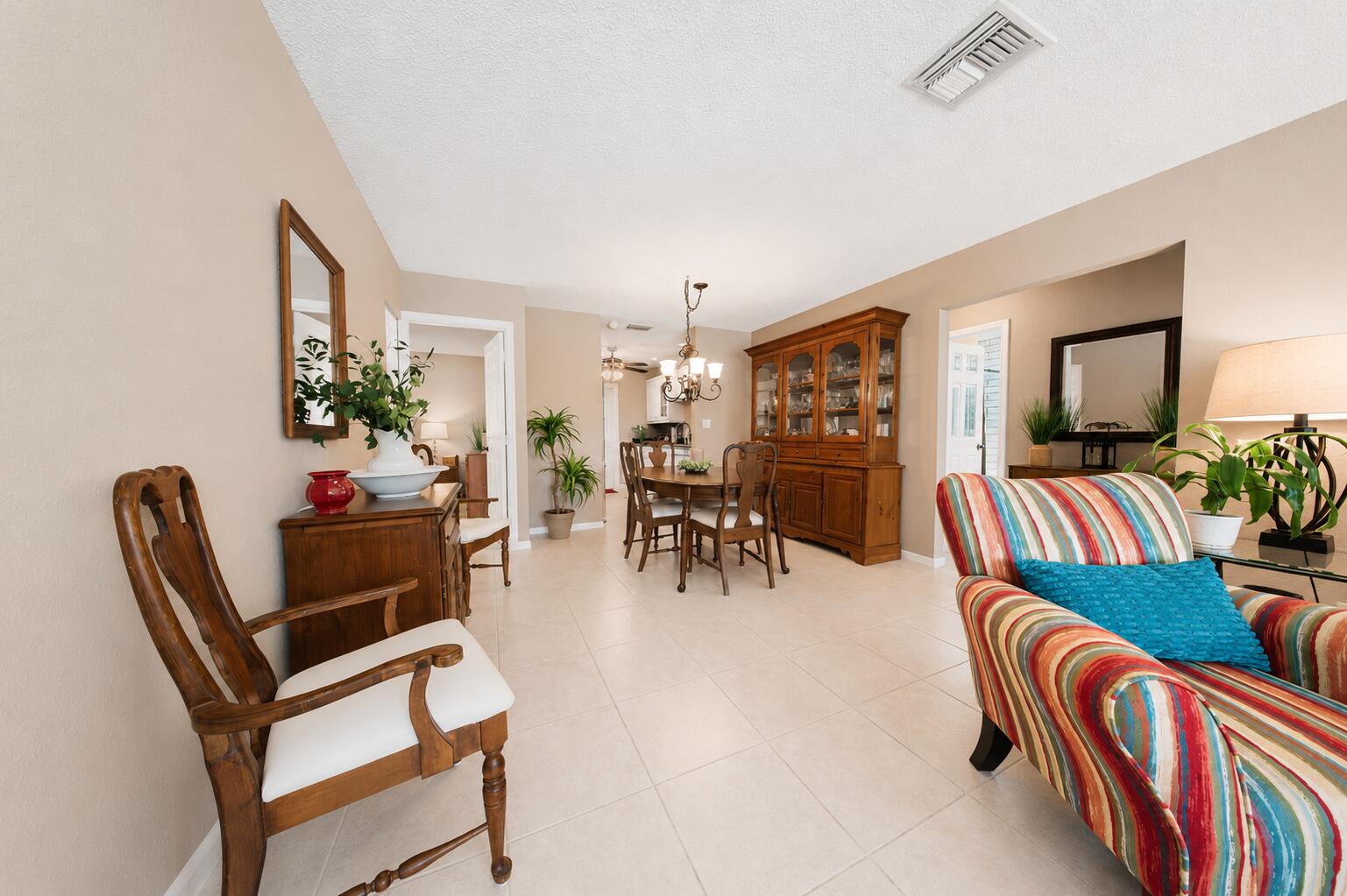 JUPITER GARDENS - Residential