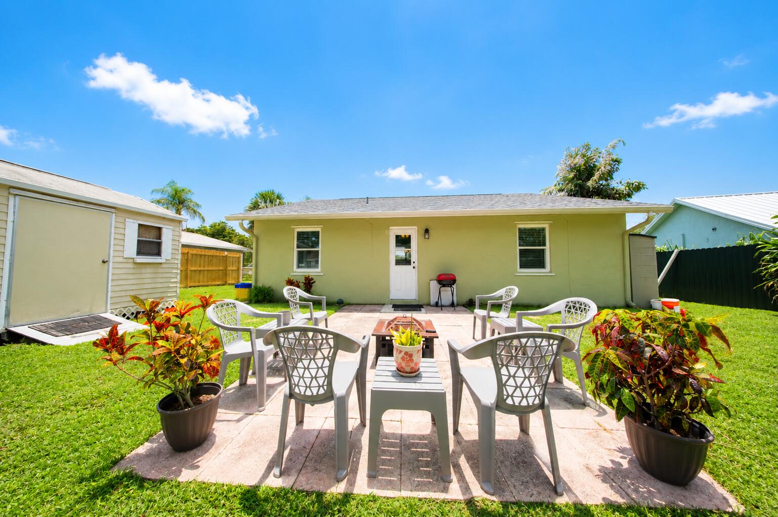 JUPITER GARDENS - Residential