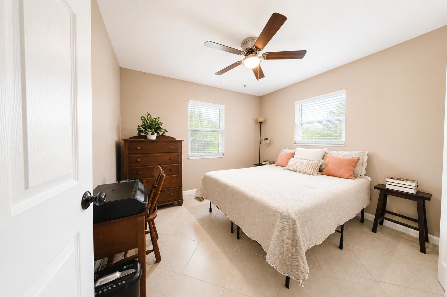 JUPITER GARDENS - Residential