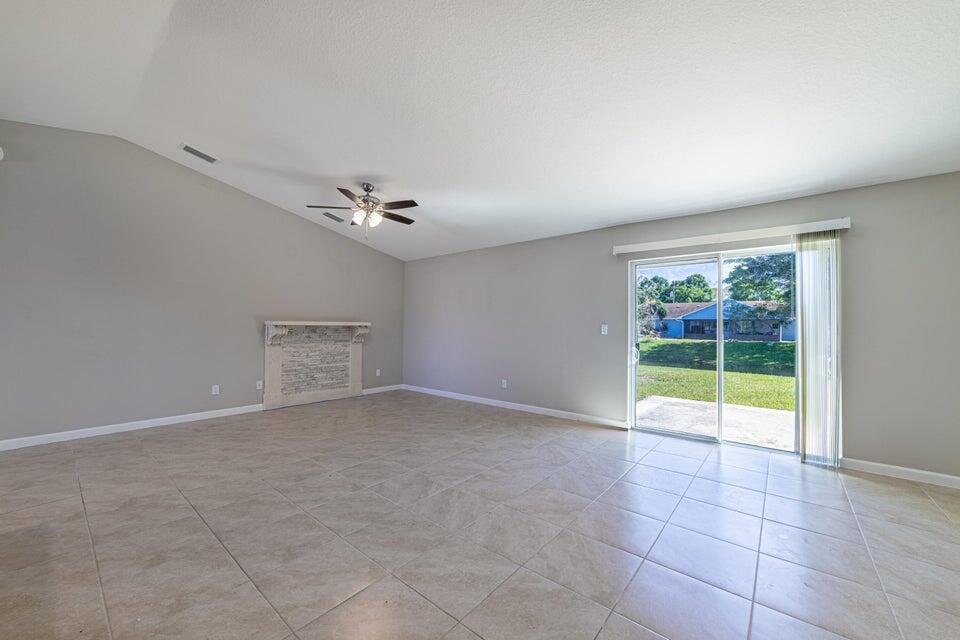PORT ST LUCIE SECTION 30 - Residential
