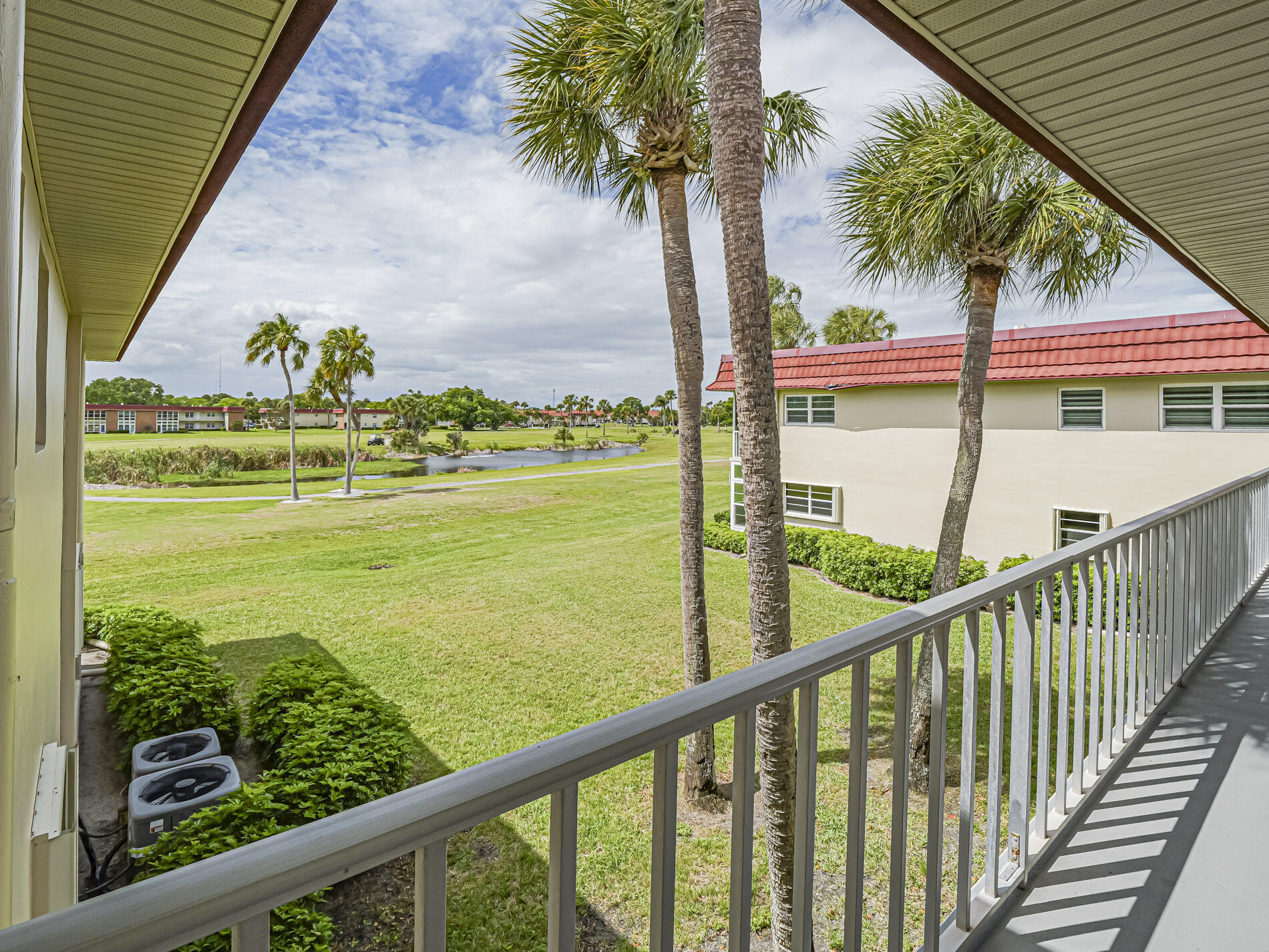 VISTA ROYALE PHASE IV BLDGS 83-111 - Residential