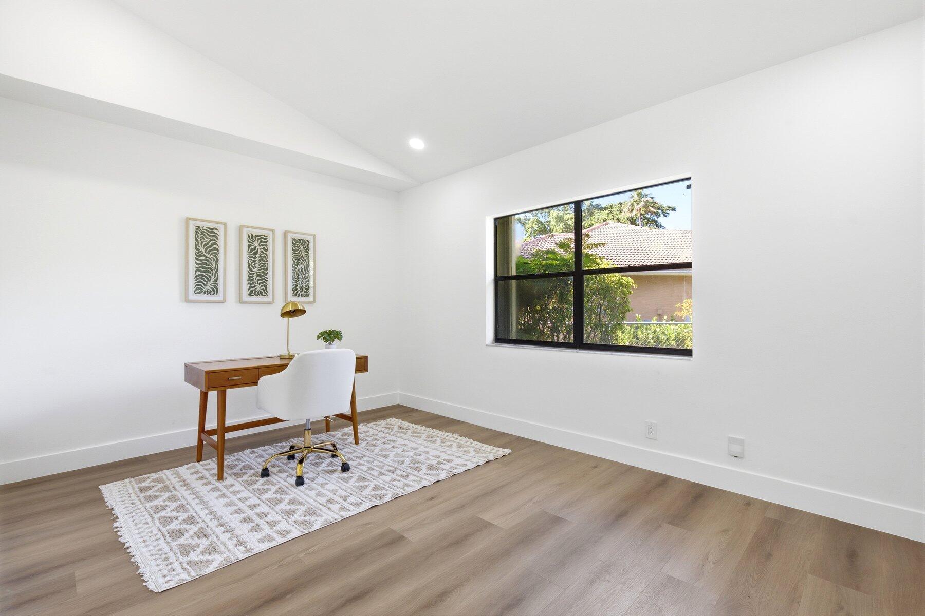 PINE RIDGE - Residential