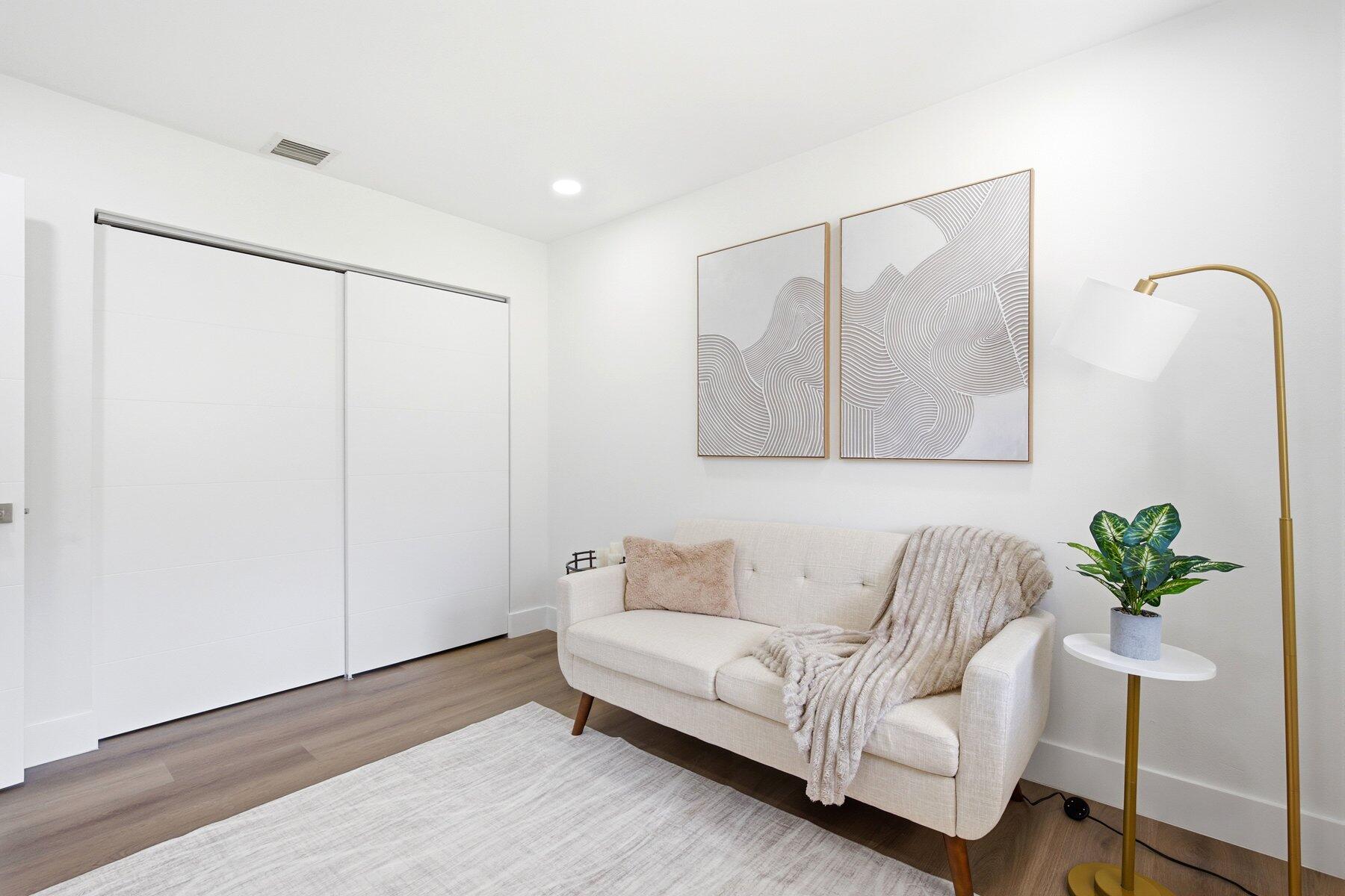 PINE RIDGE - Residential