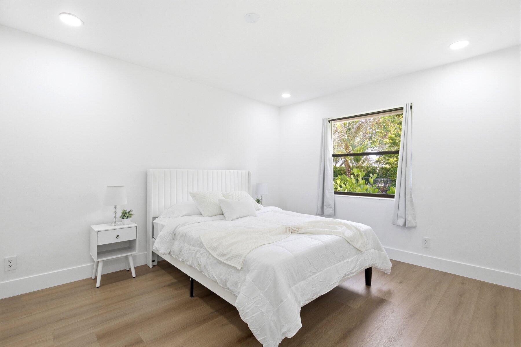 PINE RIDGE - Residential