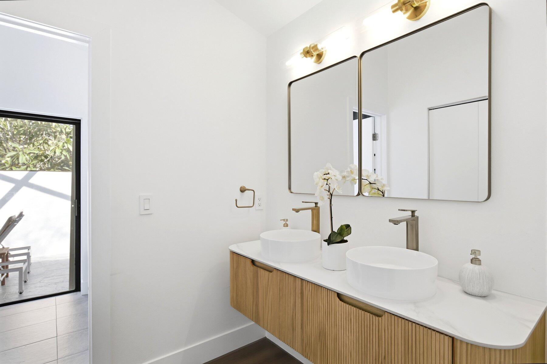 PINE RIDGE - Residential