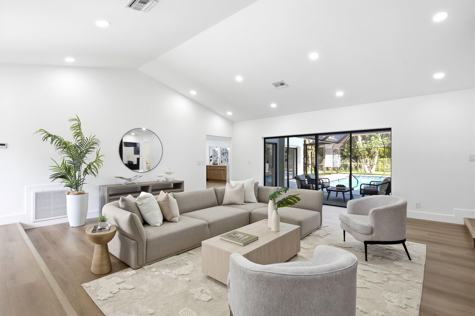 PINE RIDGE - Residential