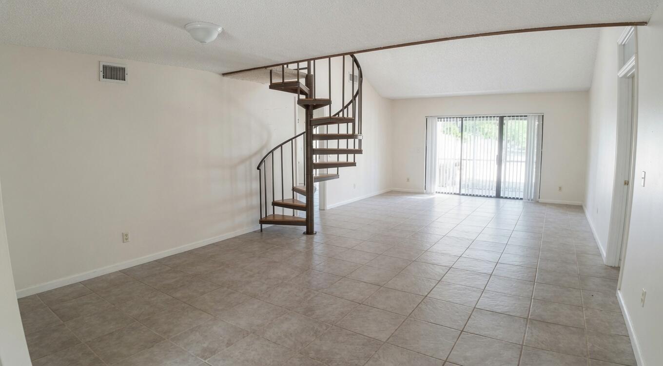 BEDFORD MEWS AT WELLINGTON - Residential Lease