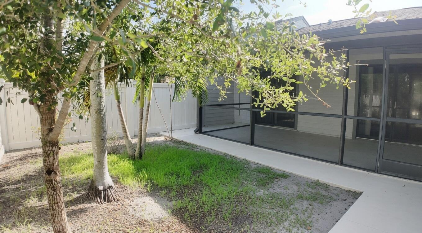 BEDFORD MEWS AT WELLINGTON - Residential Lease
