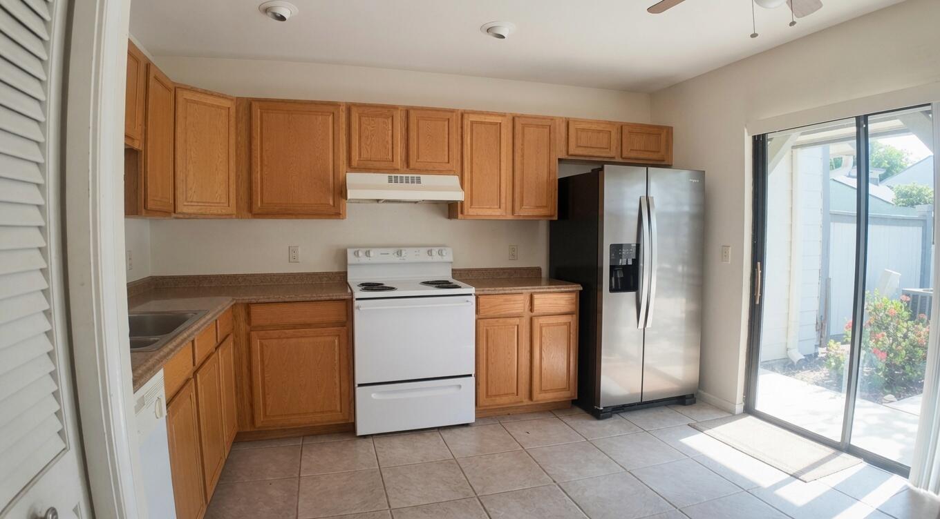 BEDFORD MEWS AT WELLINGTON - Residential Lease