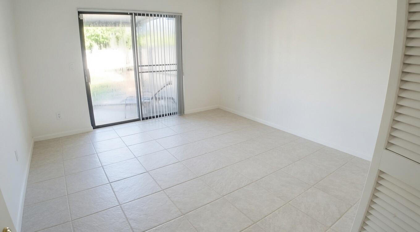 BEDFORD MEWS AT WELLINGTON - Residential Lease