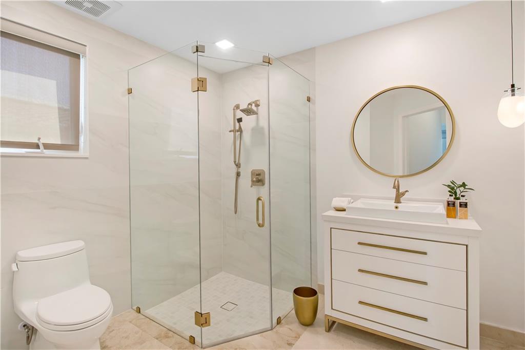Las Olas Isles - Residential