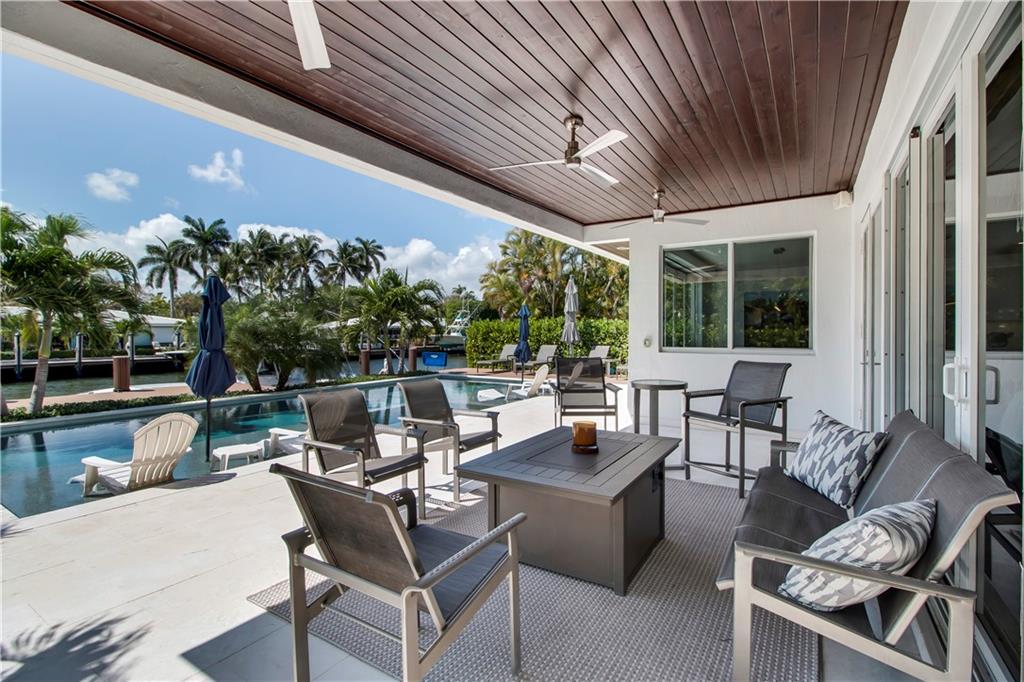 Las Olas Isles - Residential