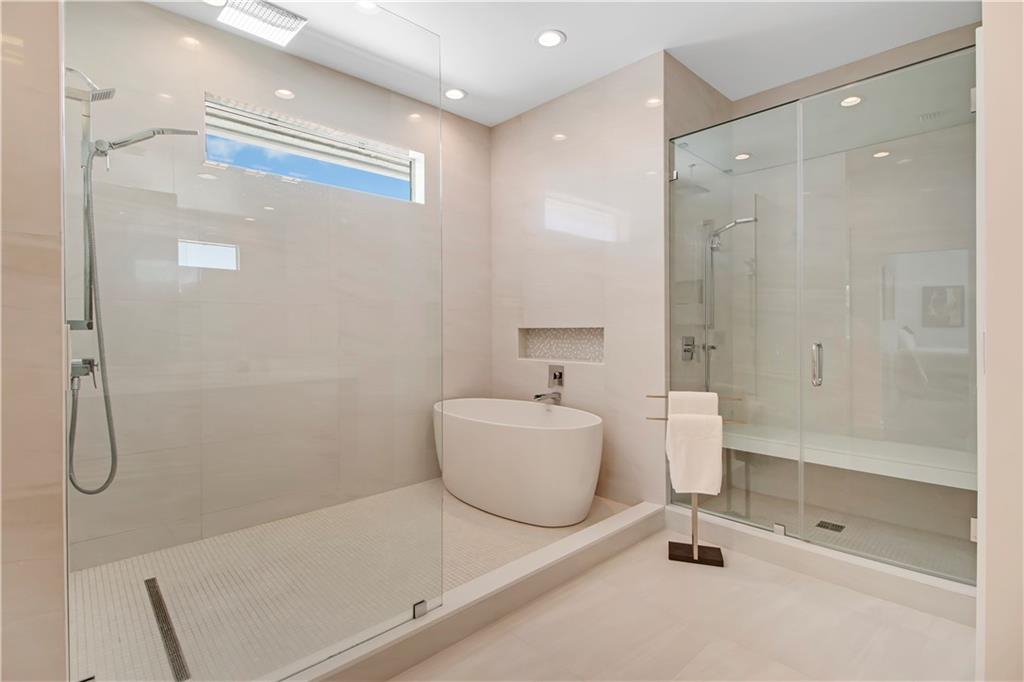 Las Olas Isles - Residential