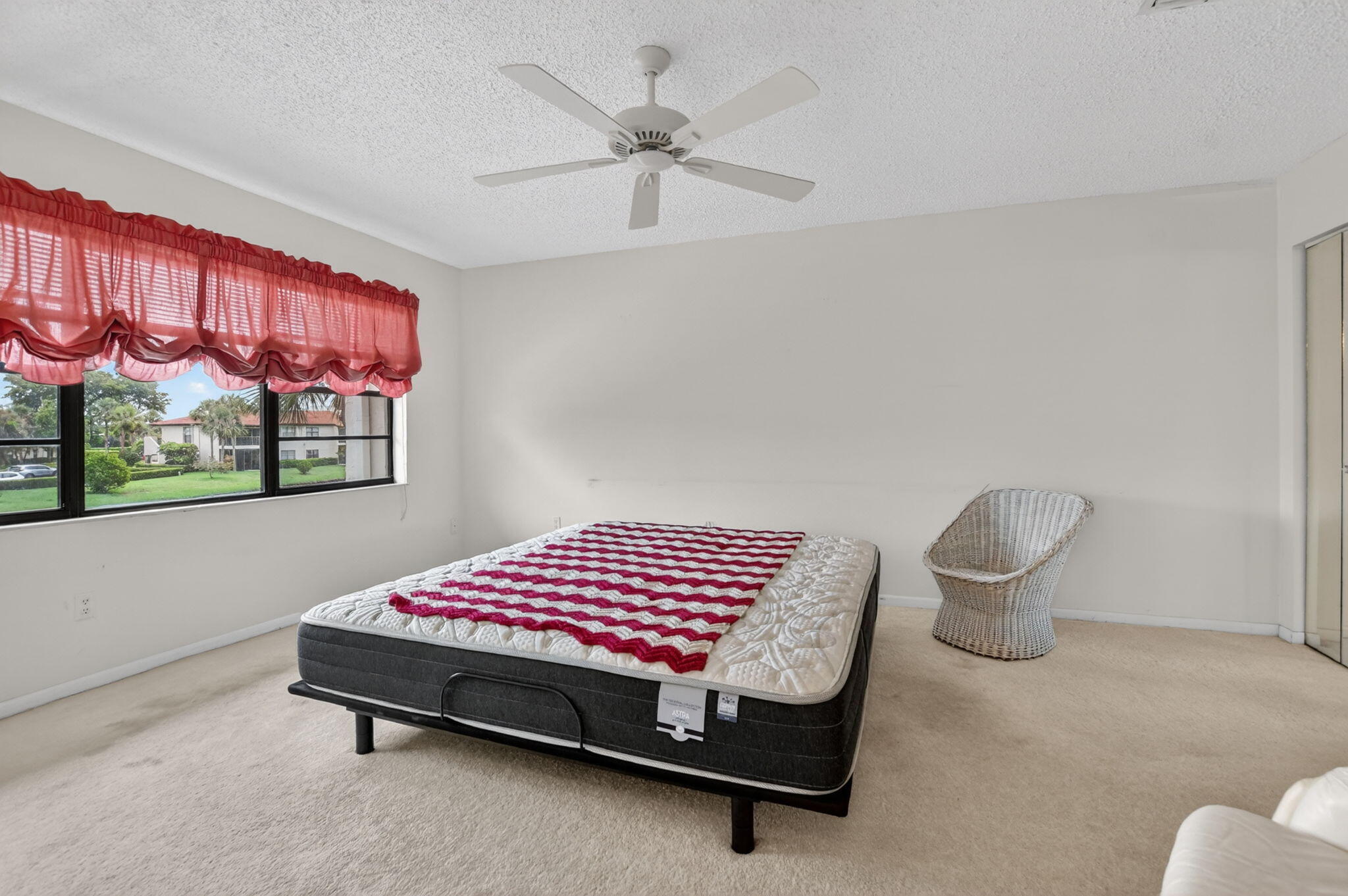 GREENS OF BOCA LAGO CONDO - Residential