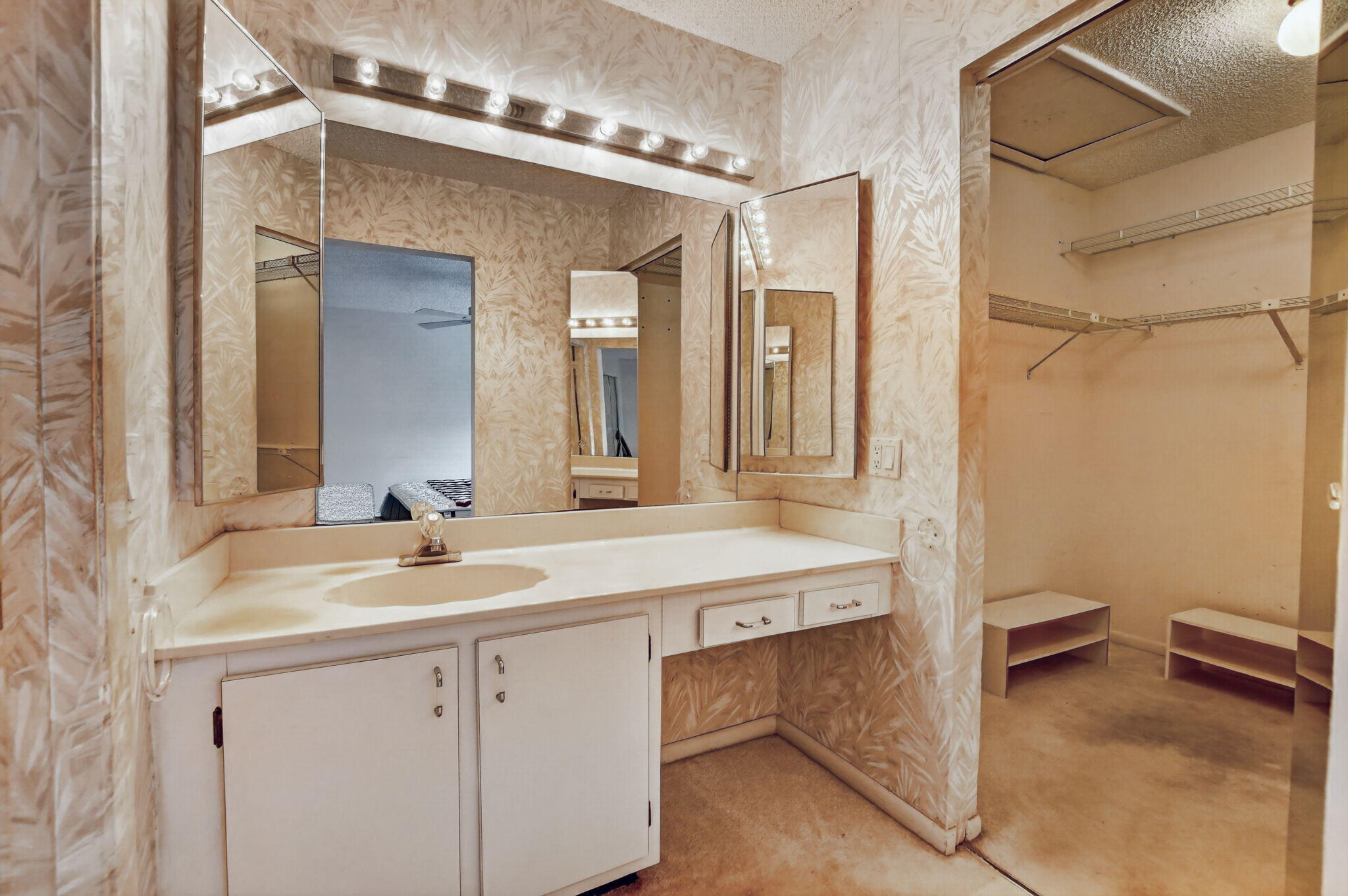 GREENS OF BOCA LAGO CONDO - Residential