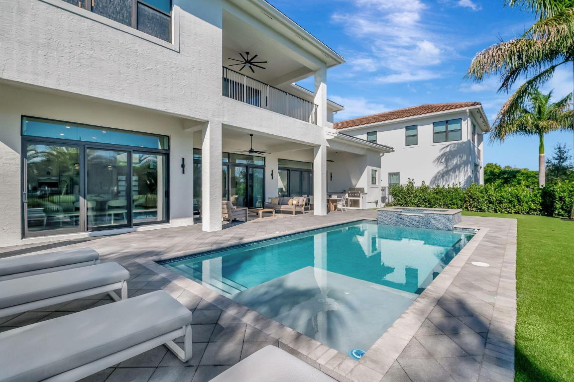 BOCA BRIDGES - Residential