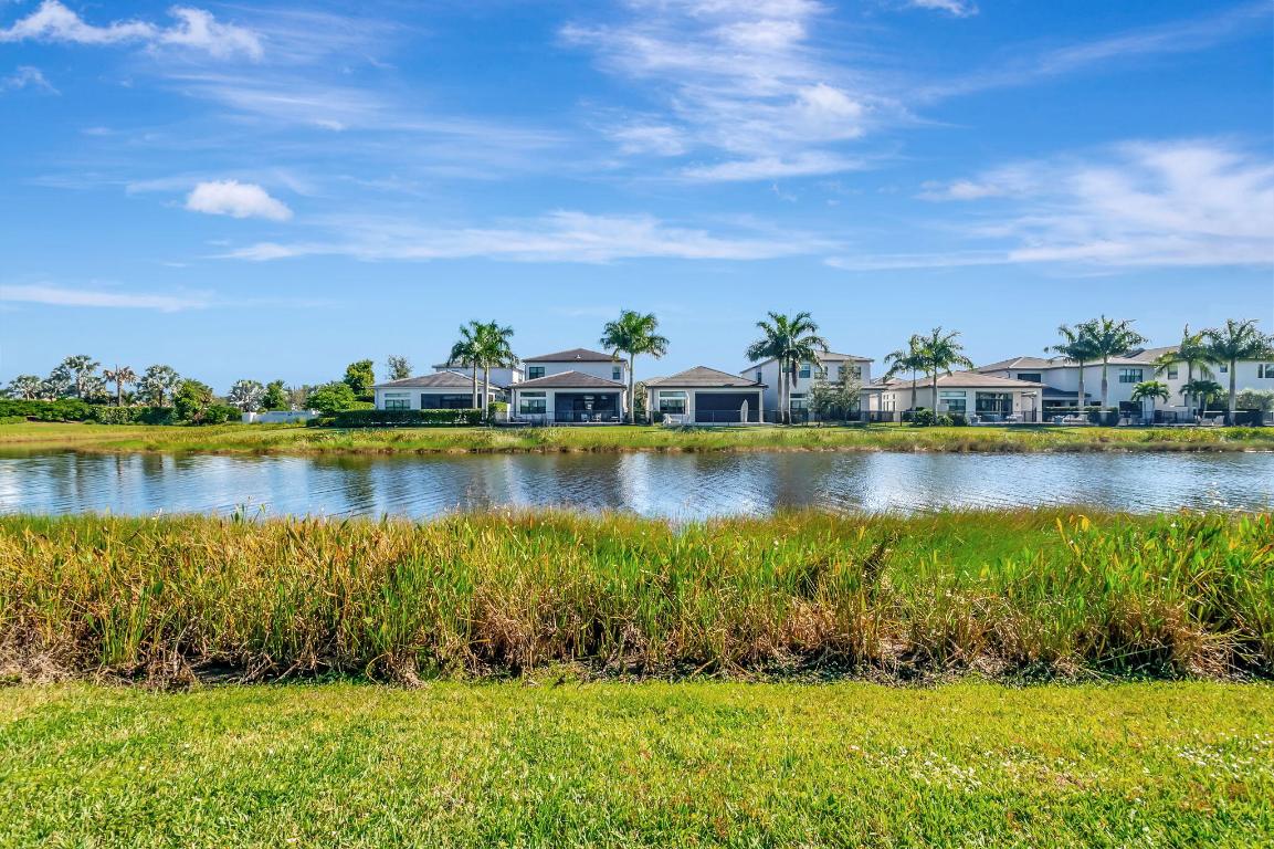 BOCA BRIDGES - Residential