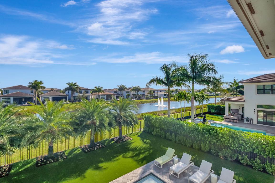 BOCA BRIDGES - Residential