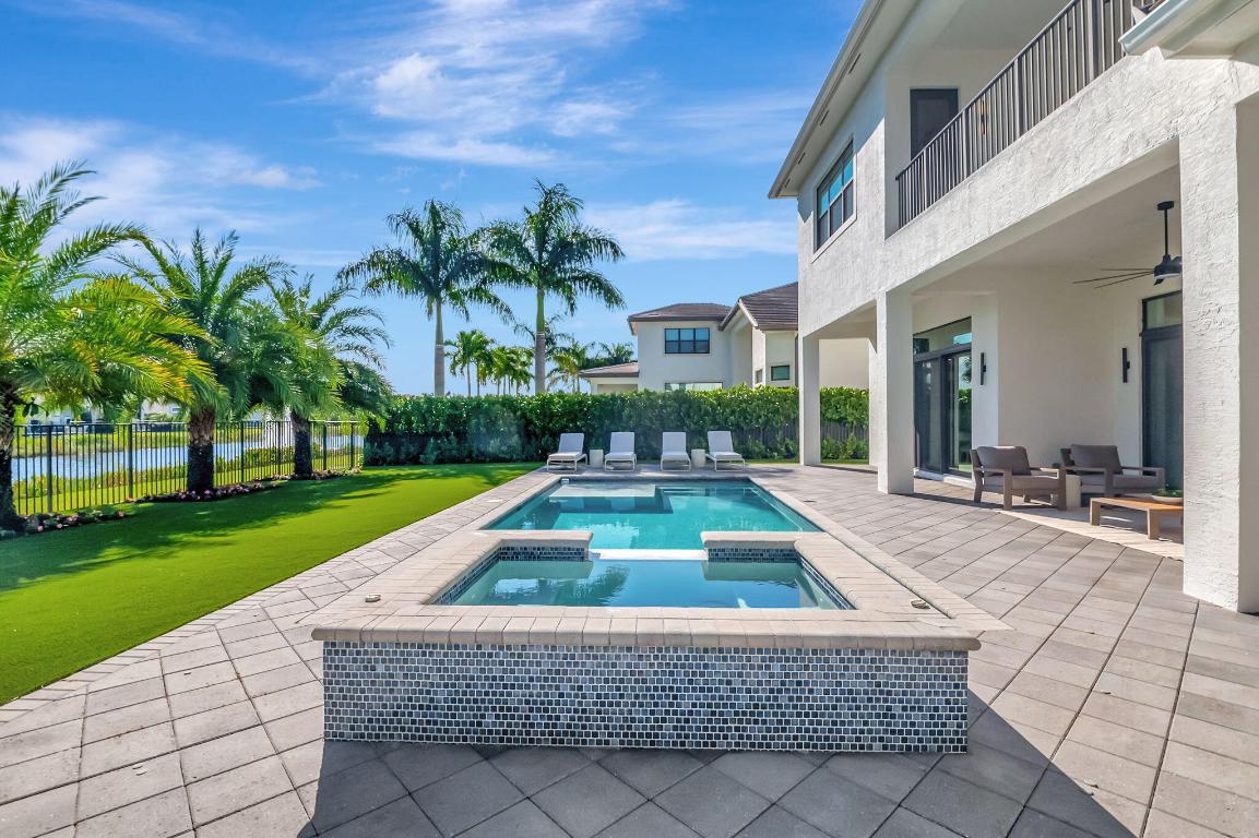 BOCA BRIDGES - Residential