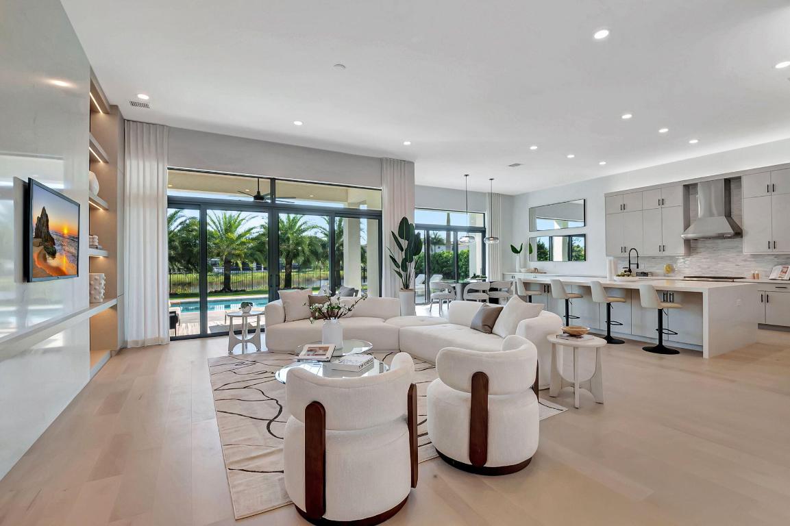 BOCA BRIDGES - Residential