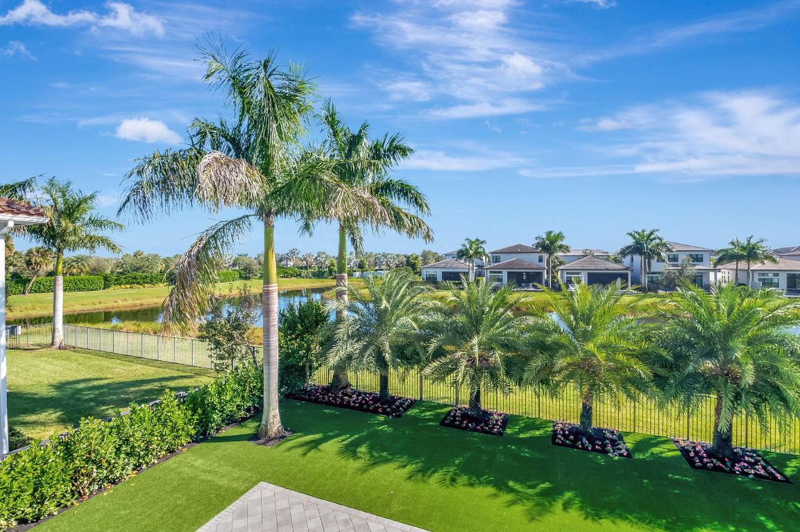 BOCA BRIDGES - Residential