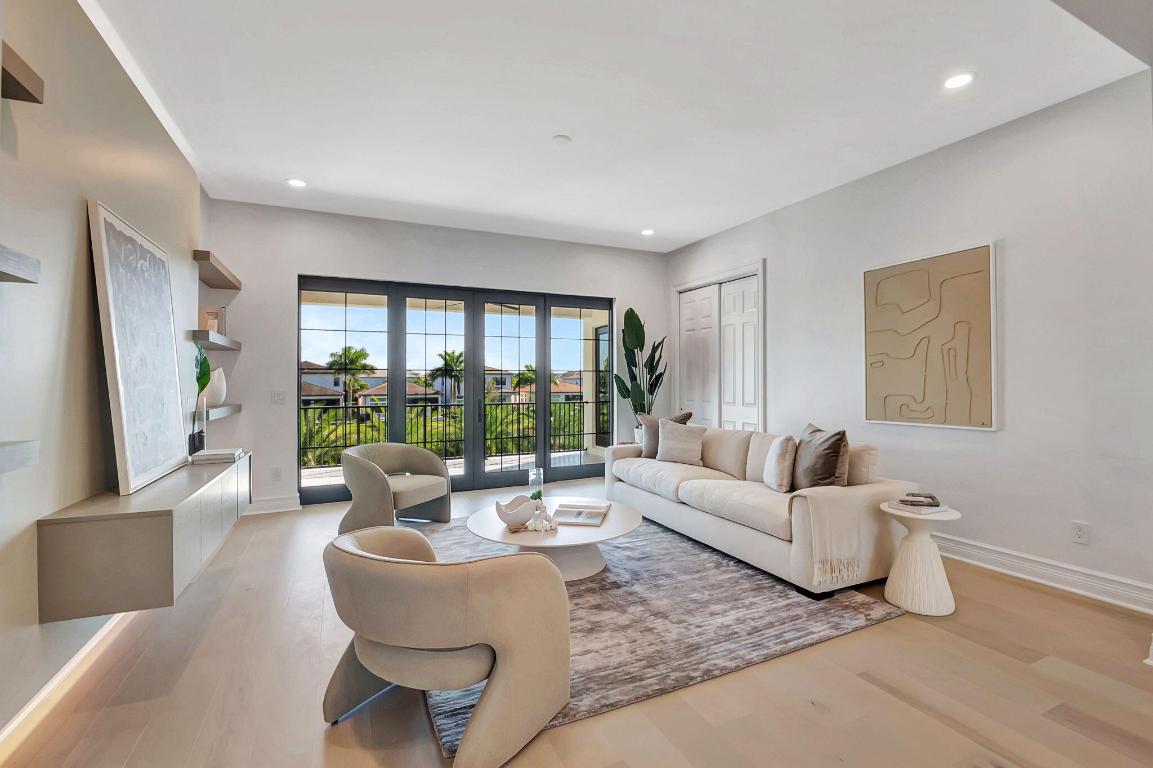 BOCA BRIDGES - Residential
