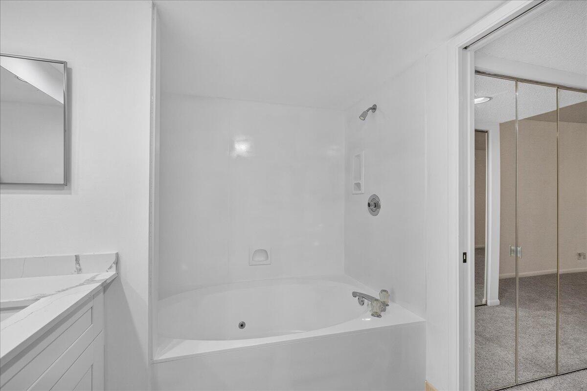 LA MIRADA AT BOCA POINTE CONDOS - Residential