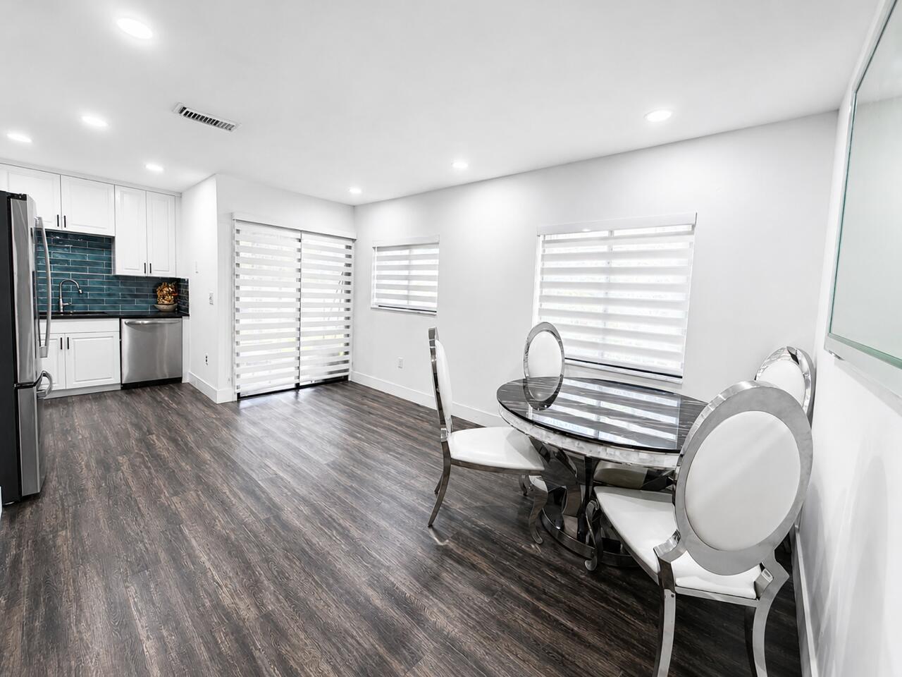 SHERBROOKE - Residential Lease