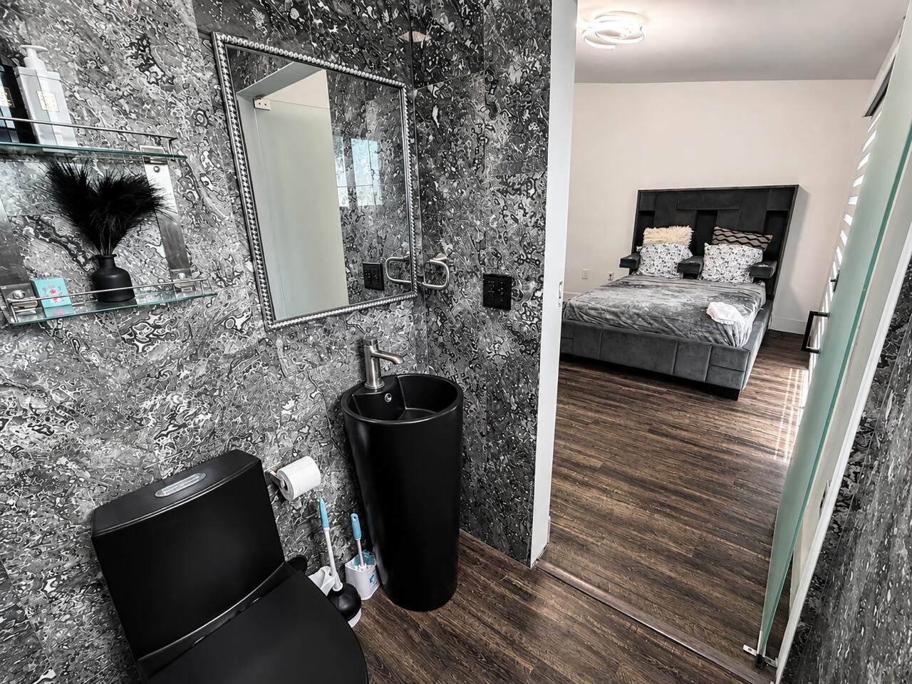 SHERBROOKE - Residential Lease