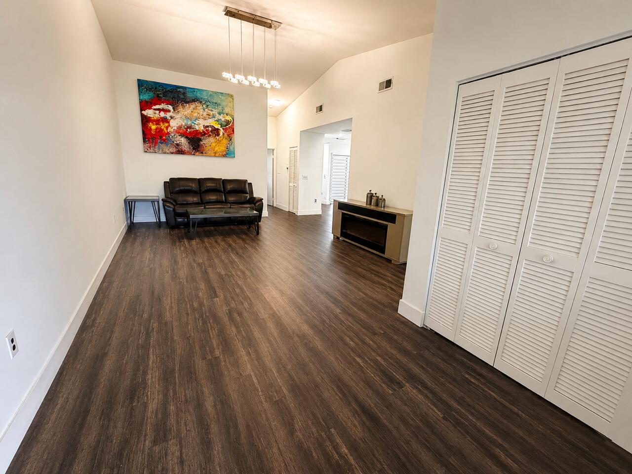 SHERBROOKE - Residential Lease
